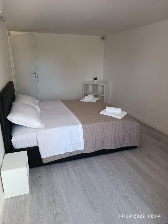 טריג'אנו Di Fronzo Guest House T מראה חיצוני תמונה