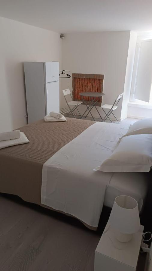 טריג'אנו Di Fronzo Guest House T מראה חיצוני תמונה