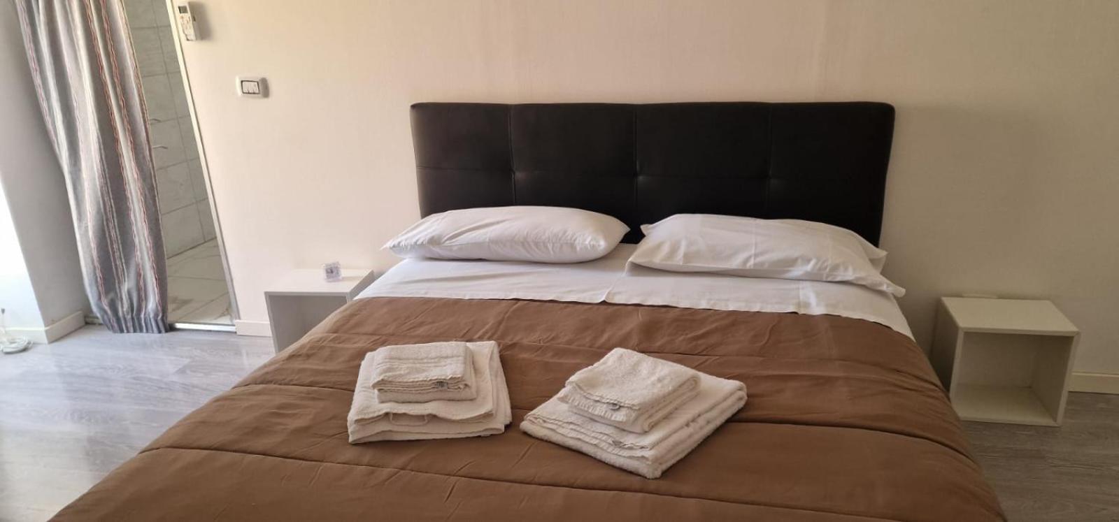טריג'אנו Di Fronzo Guest House T מראה חיצוני תמונה