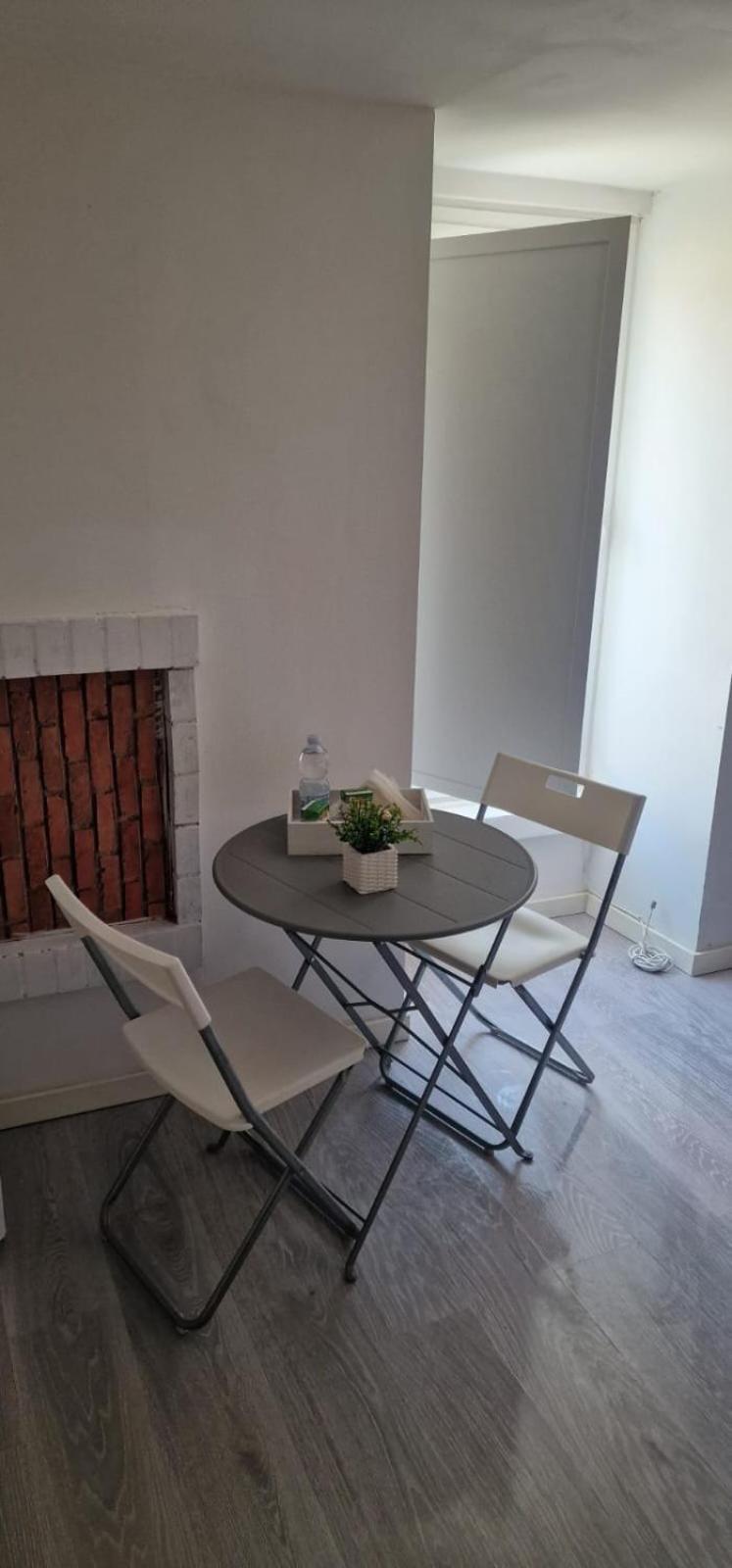 טריג'אנו Di Fronzo Guest House T מראה חיצוני תמונה